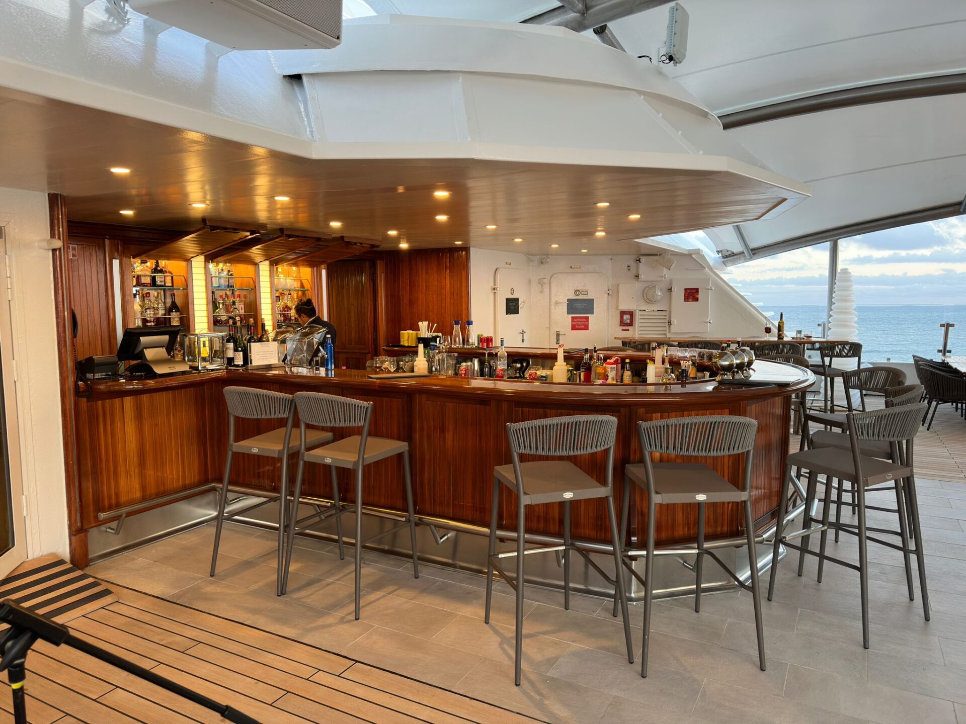 WINDSTAR CRUISES - STAR LEGEND - Gallery Image