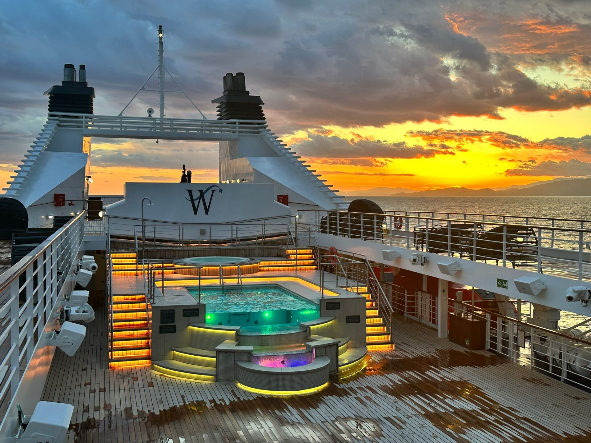 WINDSTAR CRUISES - STAR LEGEND - Gallery Image