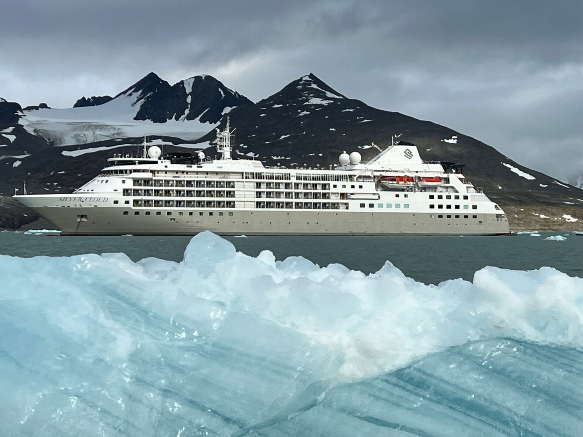 Silversea Silver Cloud Arctic Expeditions Svalbard 25-07-2022 - Gallery Image