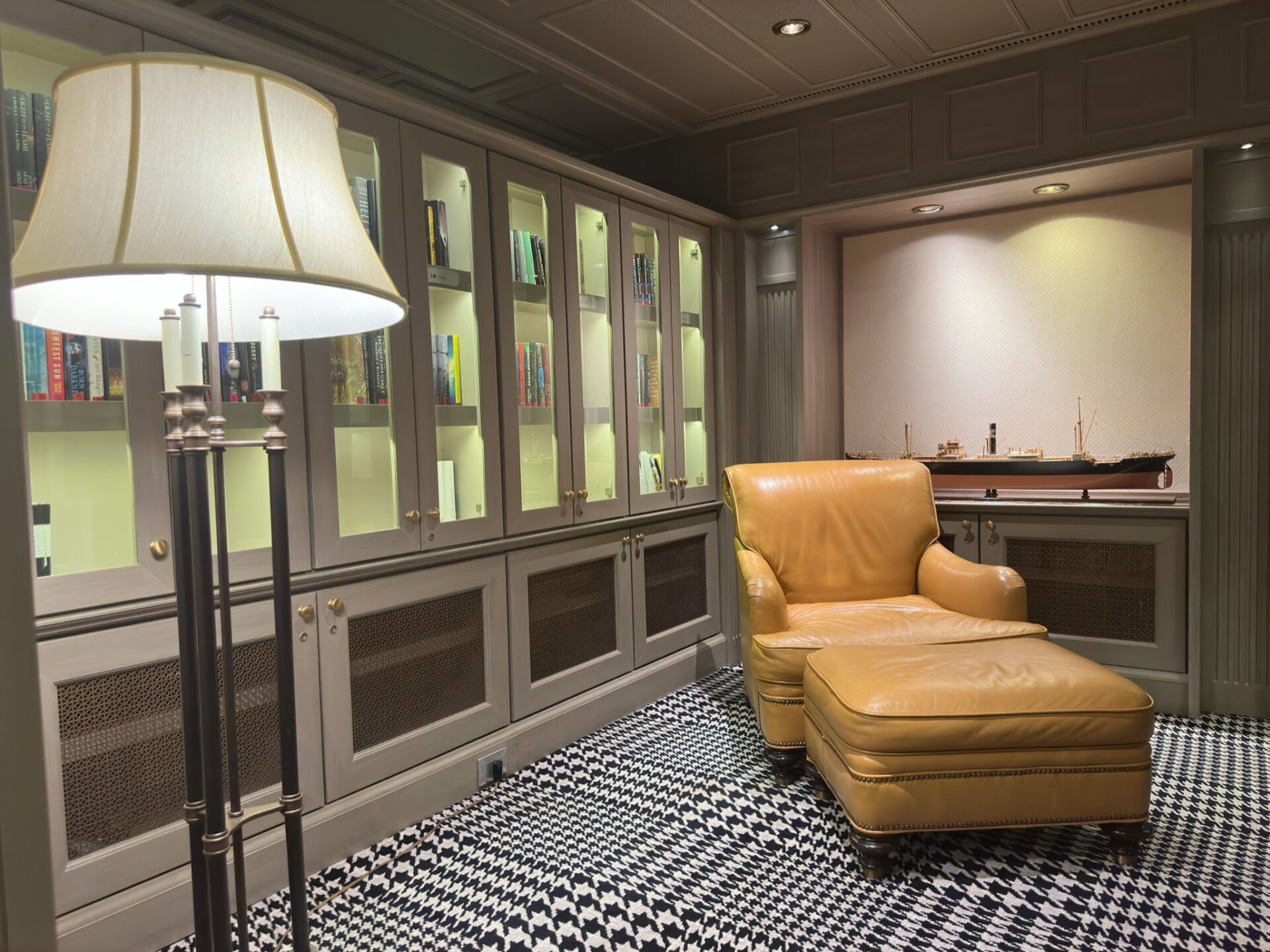 Oceania Cruises - Oceania Riviera - Gallery Image