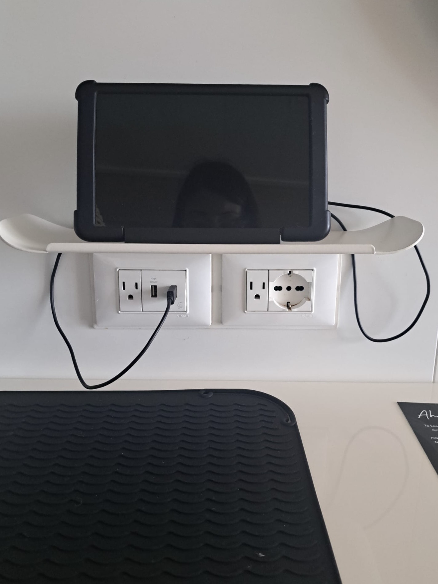 Virgin Voyages - Resilient Lady - Gallery Image