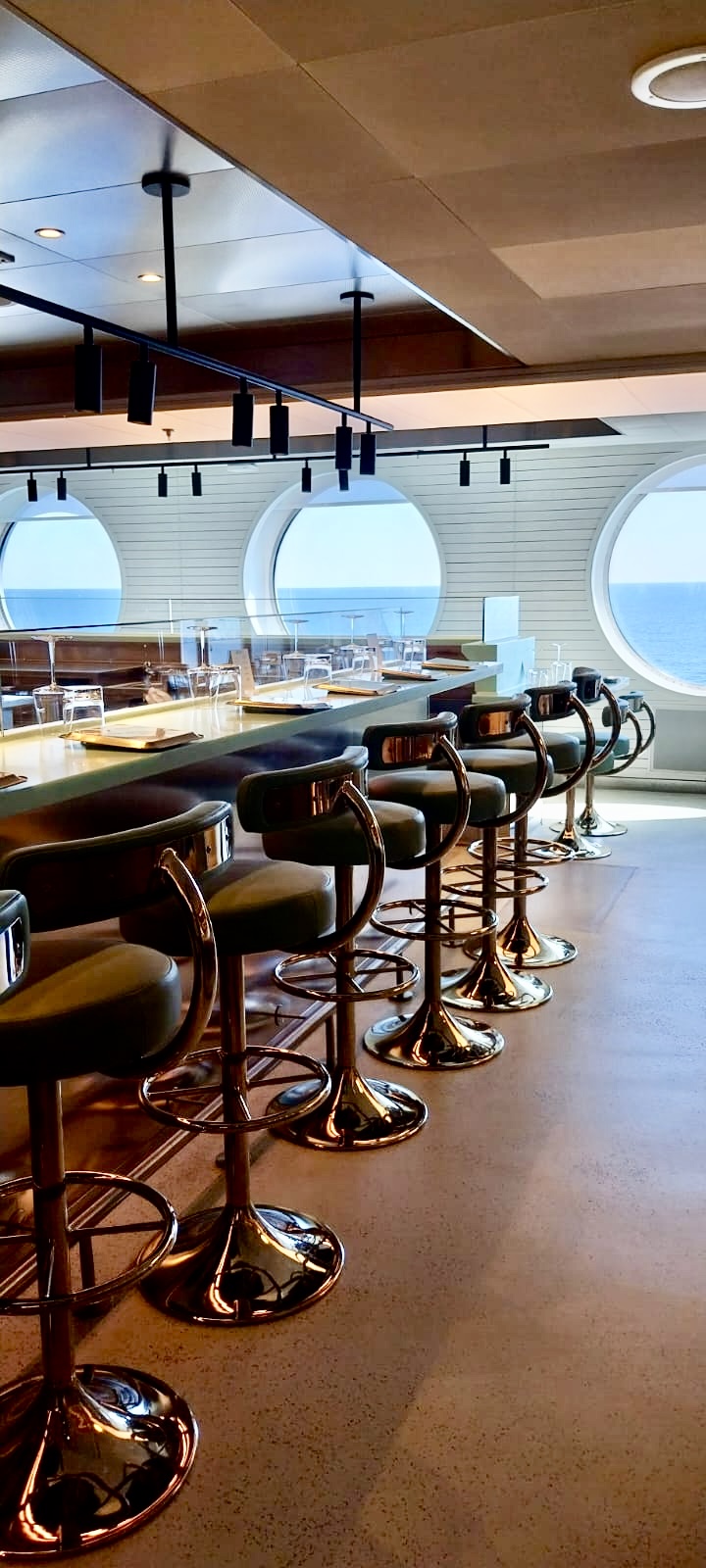Virgin Voyages - Resilient Lady - Gallery Image