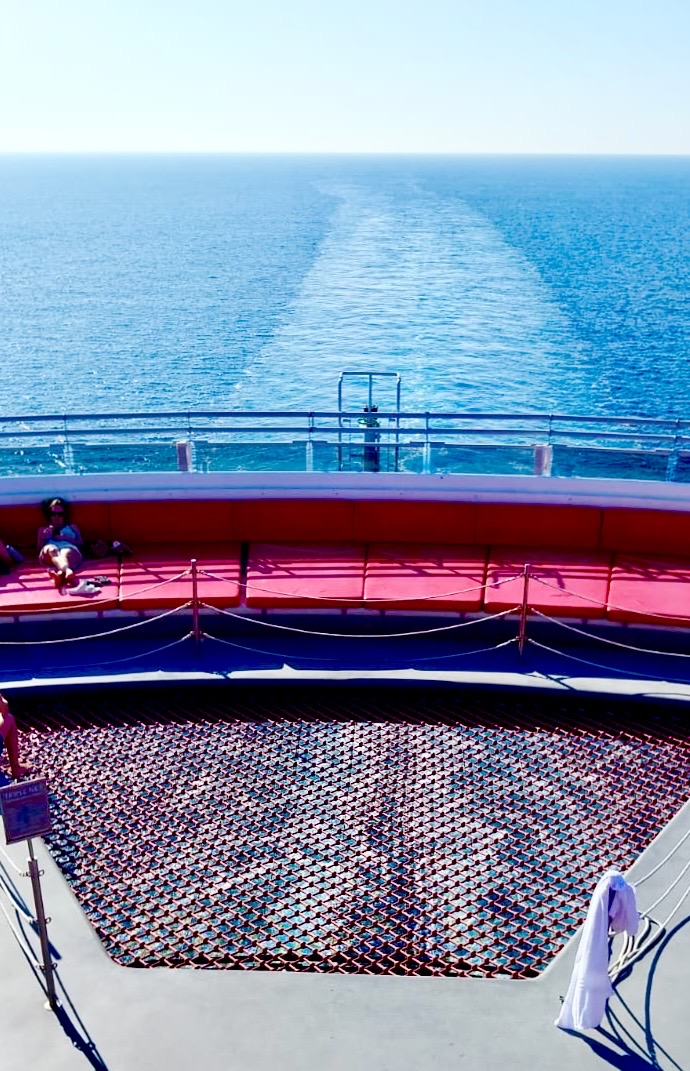 Virgin Voyages - Resilient Lady - Gallery Image