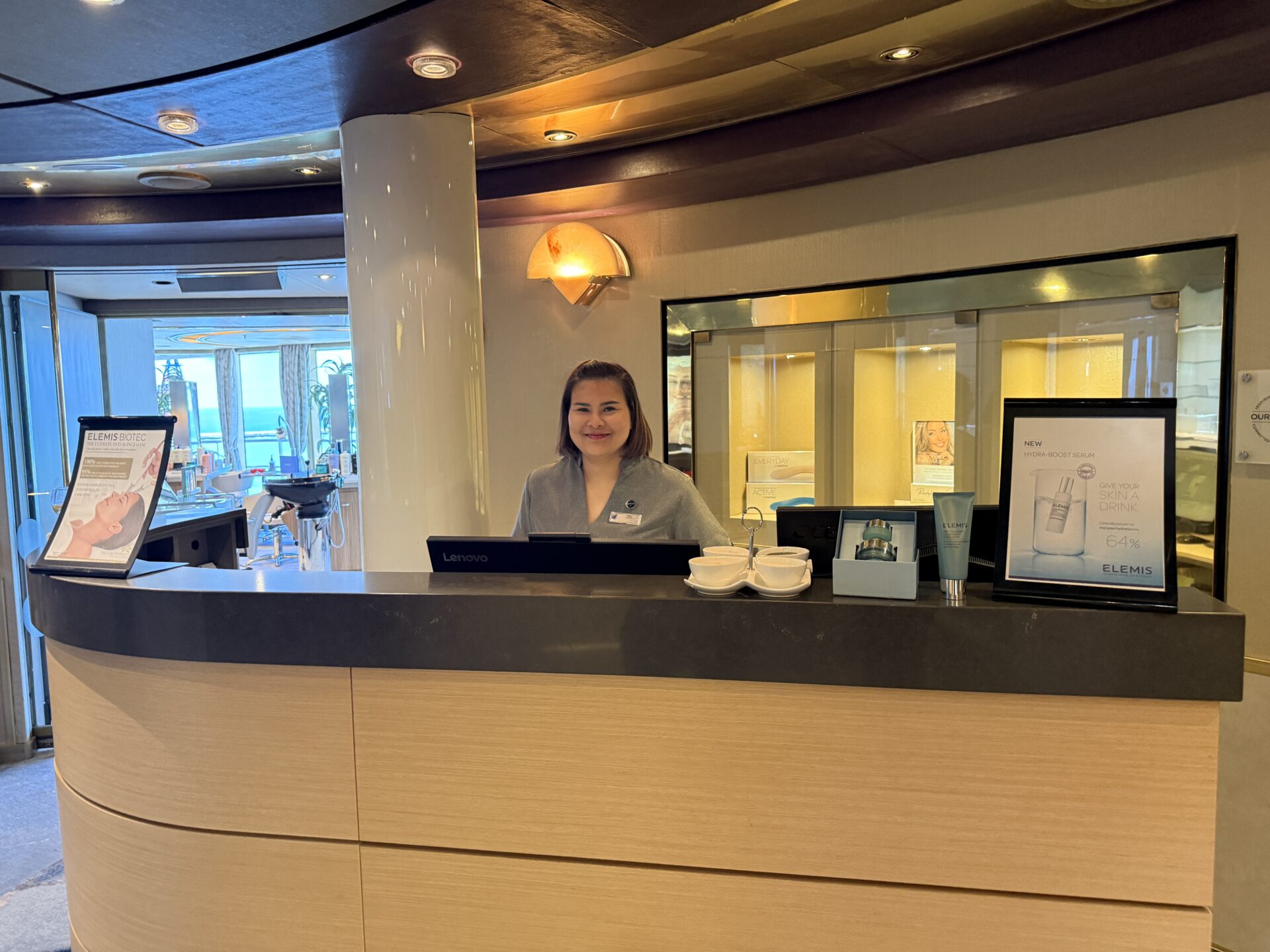 Holland America Line - Oosterdam - Gallery Image