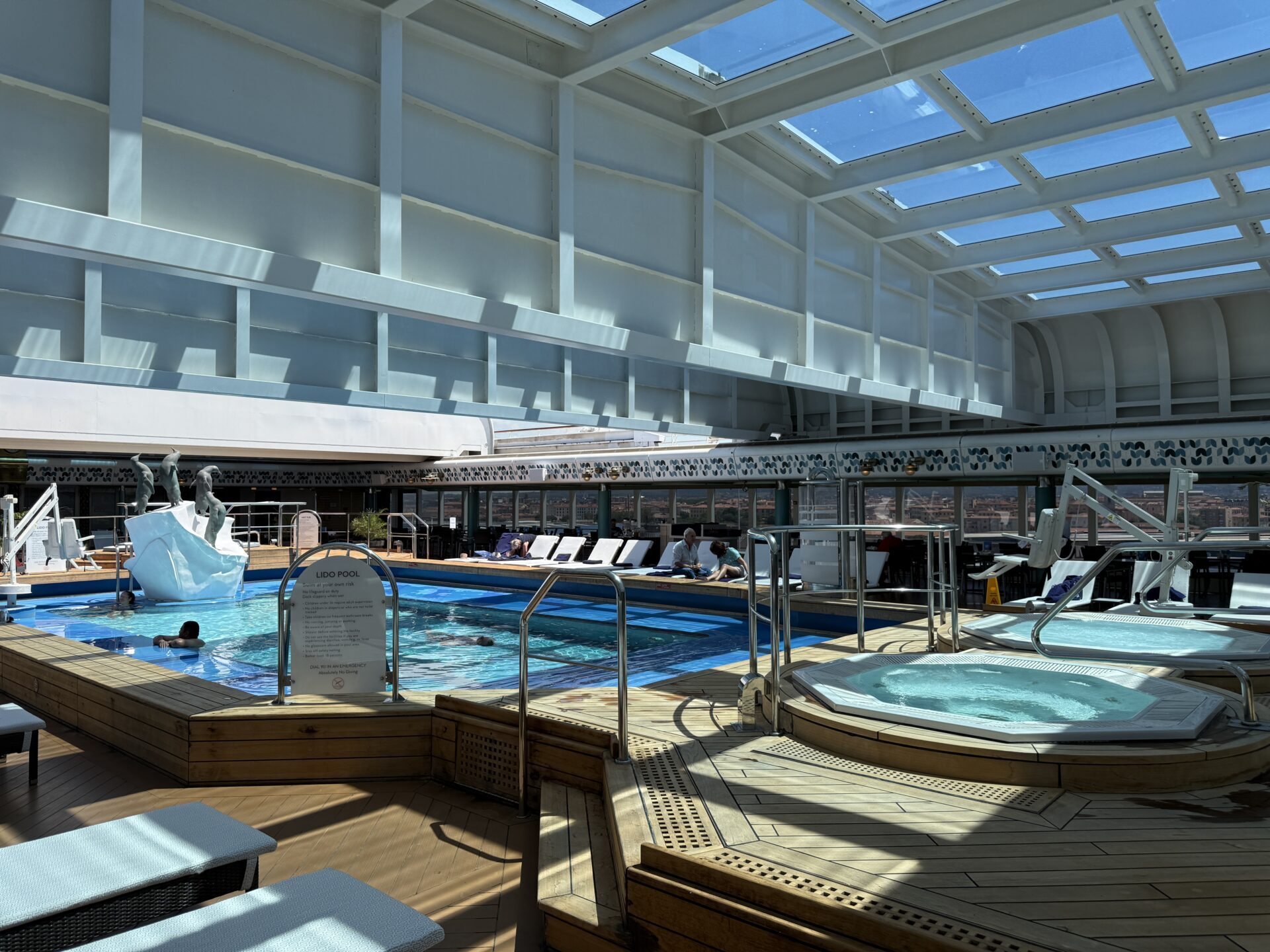 Holland America Line - Oosterdam - Gallery Image