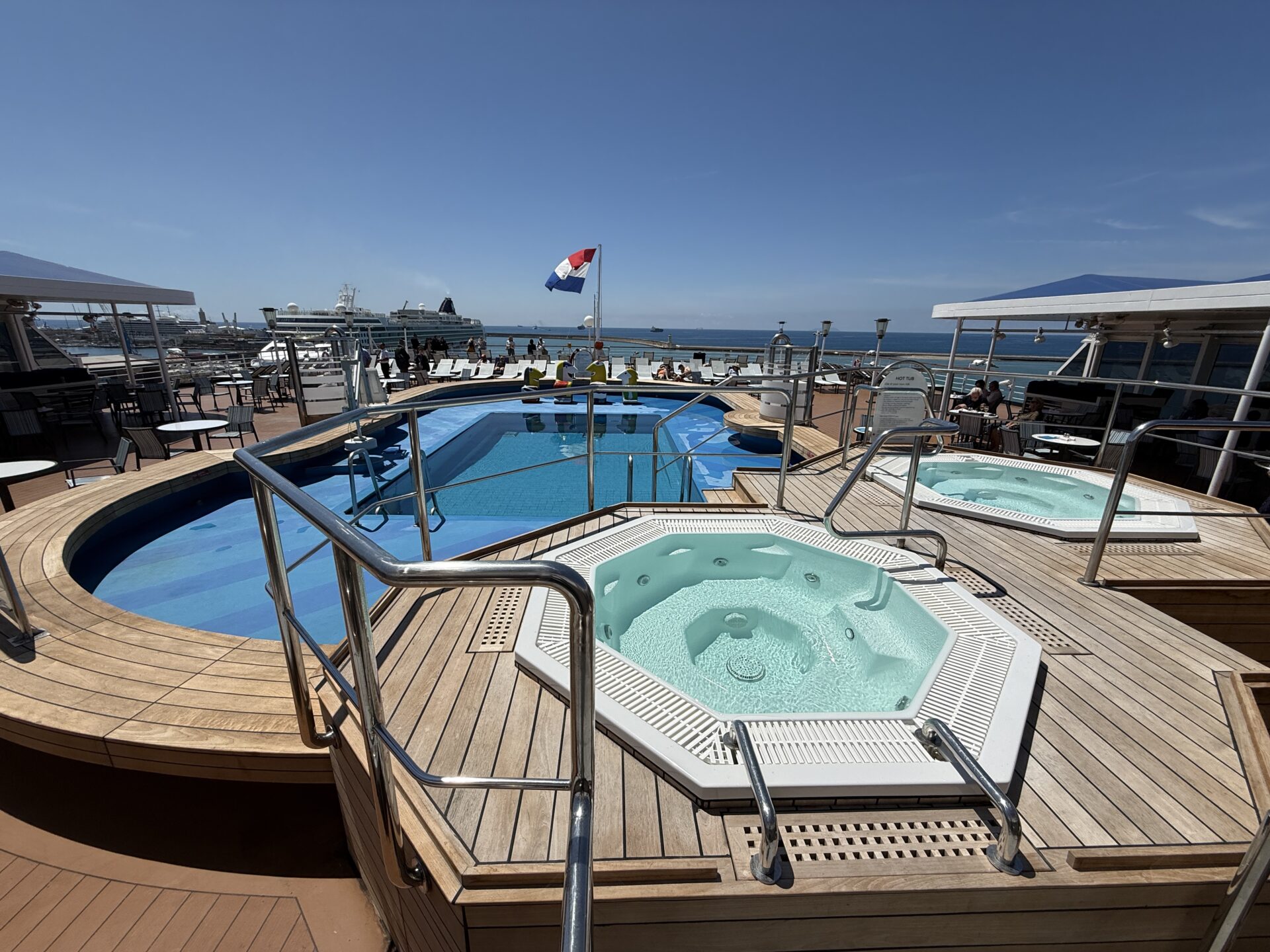 Holland America Line - Oosterdam - Gallery Image