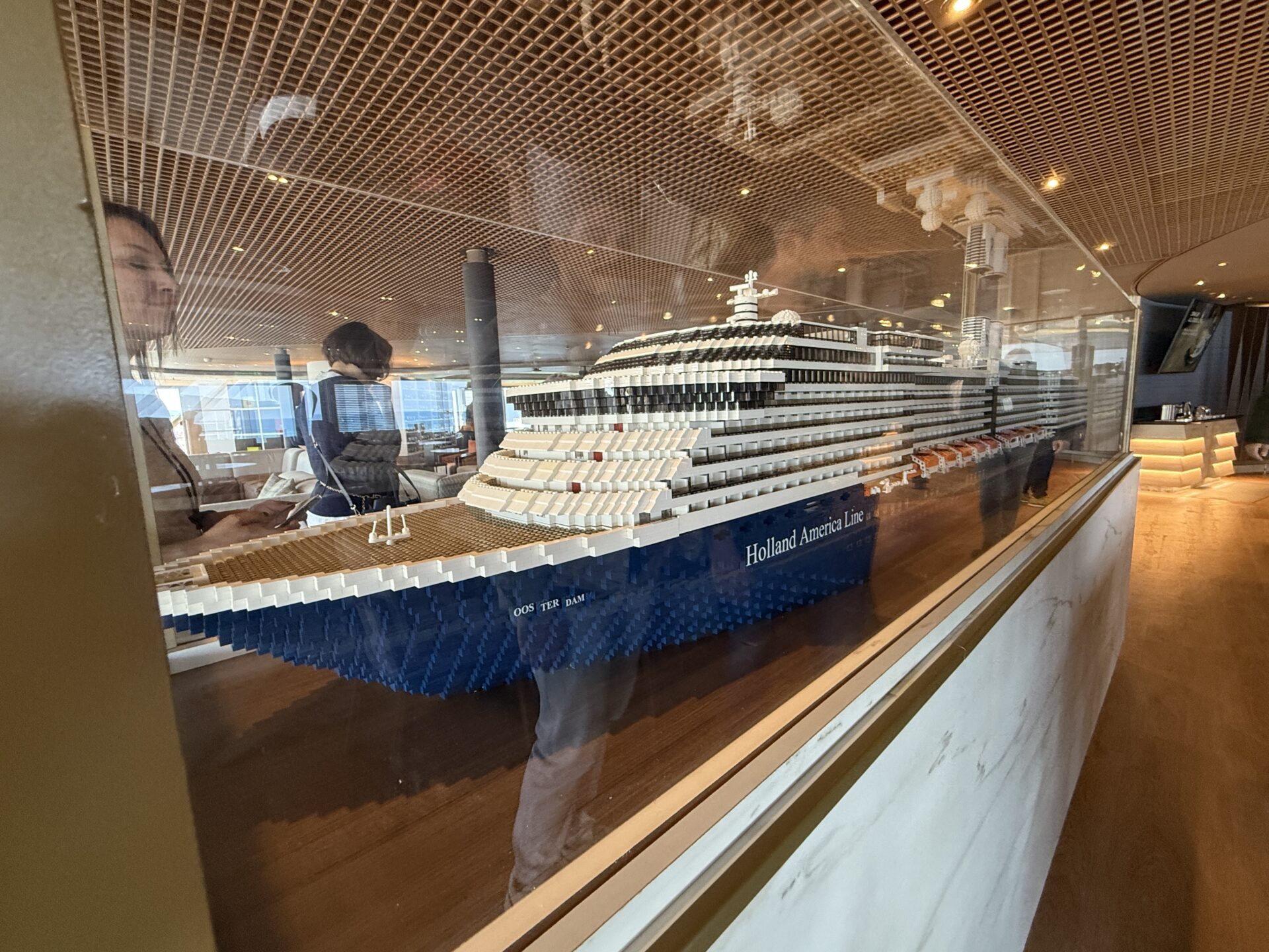 Holland America Line - Oosterdam - Gallery Image