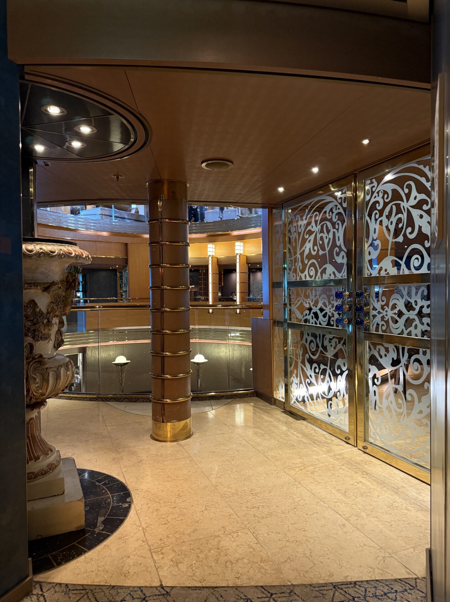 Holland America Line - Oosterdam - Gallery Image