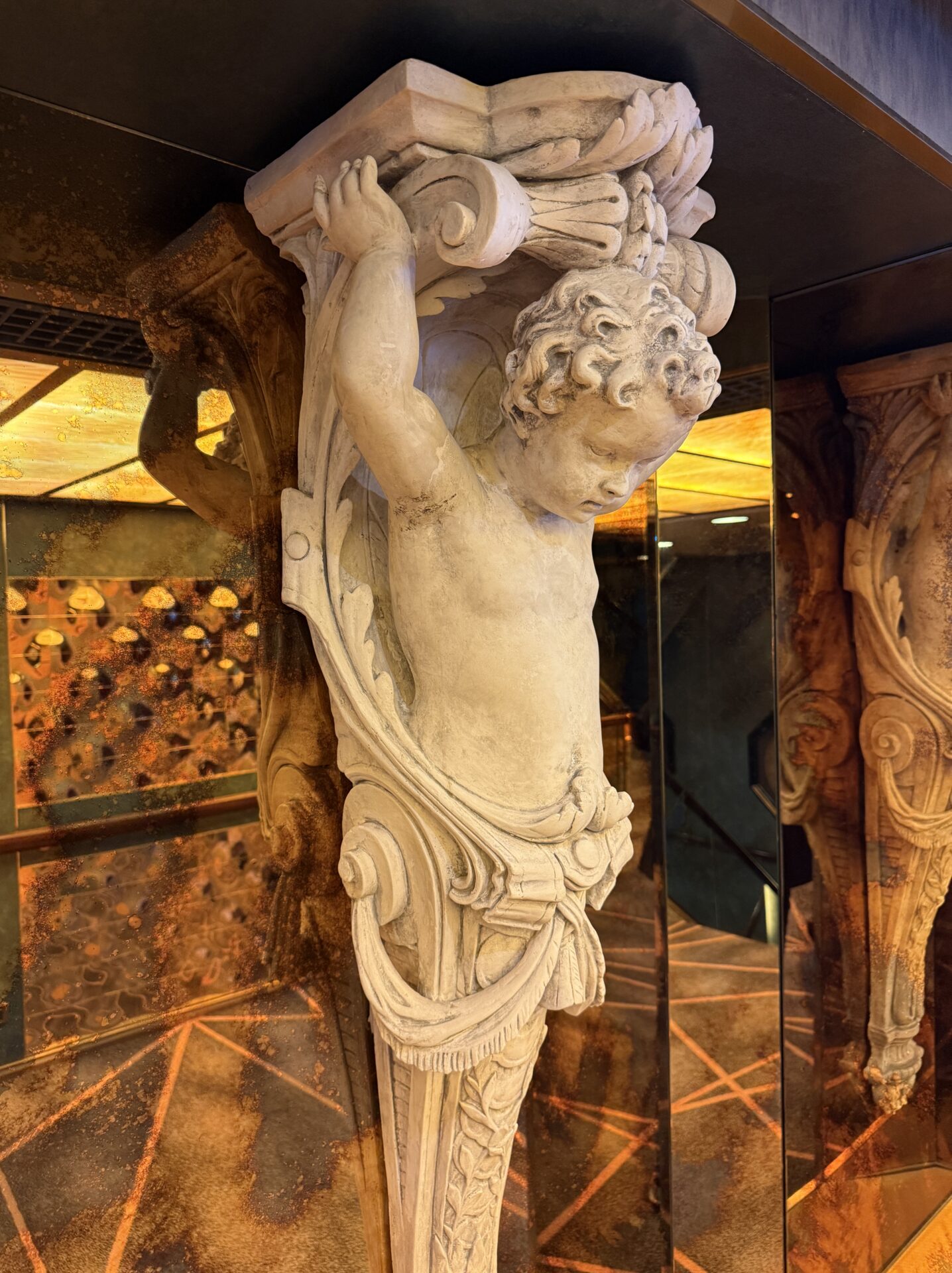 Holland America Line - Oosterdam - Gallery Image