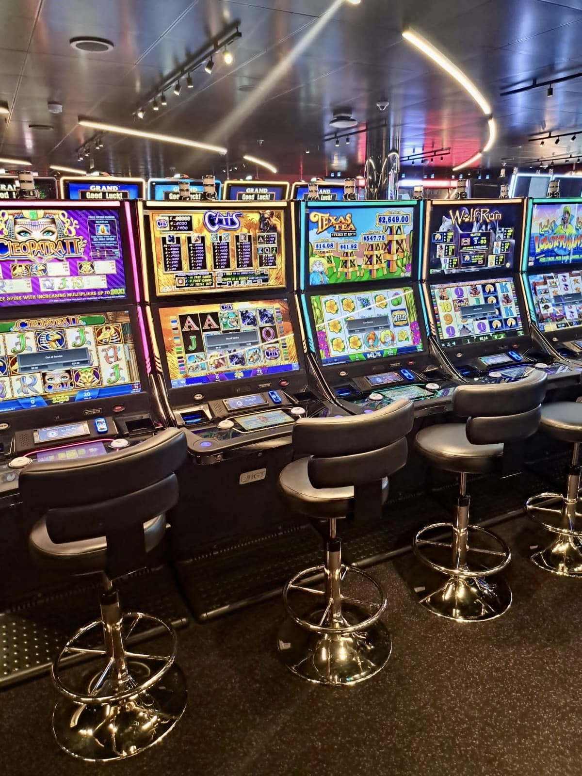 Virgin Voyages - Resilient Lady - Gallery Image