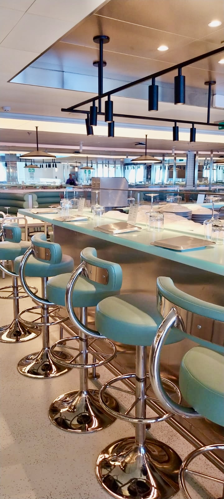 Virgin Voyages - Resilient Lady - Gallery Image