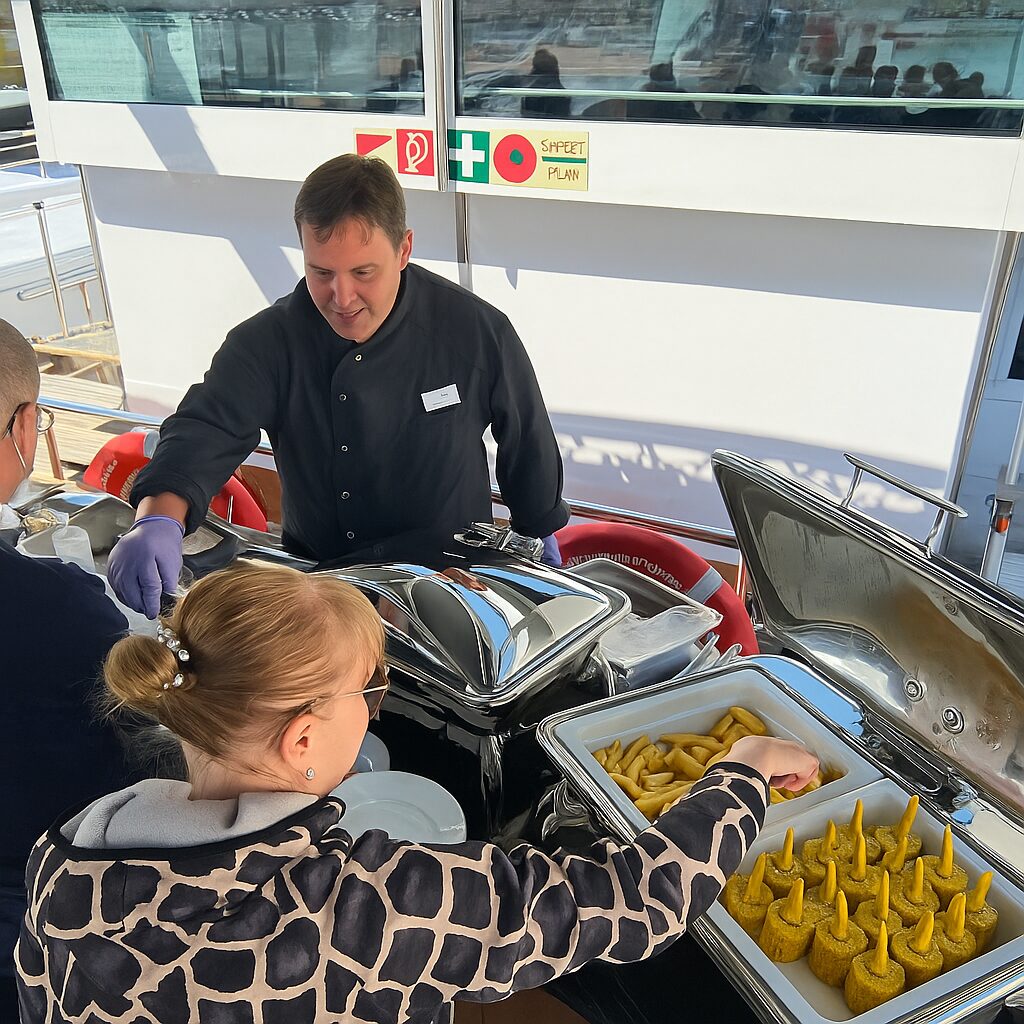 Avalon Waterways - Avalon Illumination - Gallery Image