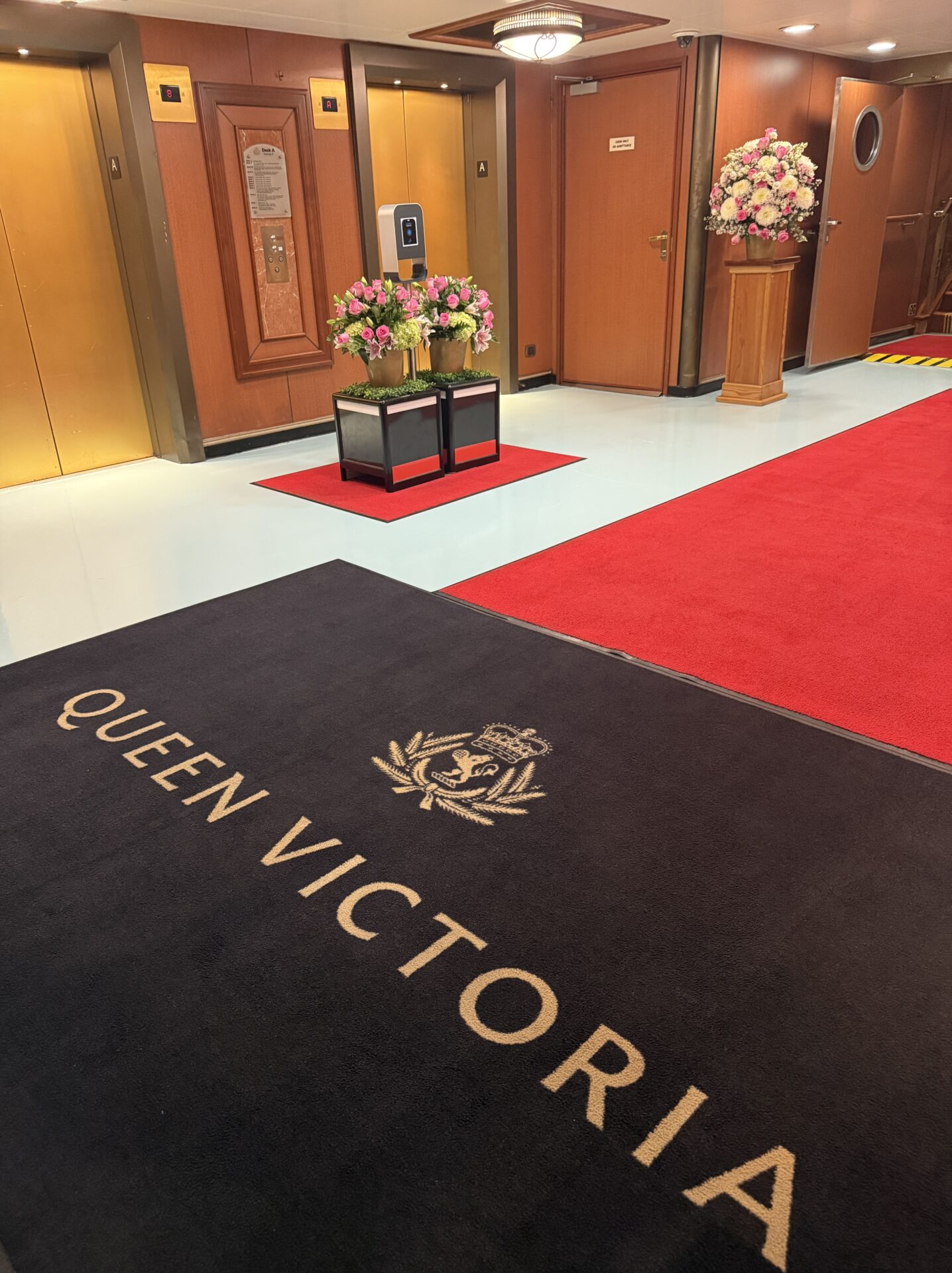 Cunard - Queen Victoria - Gallery Image