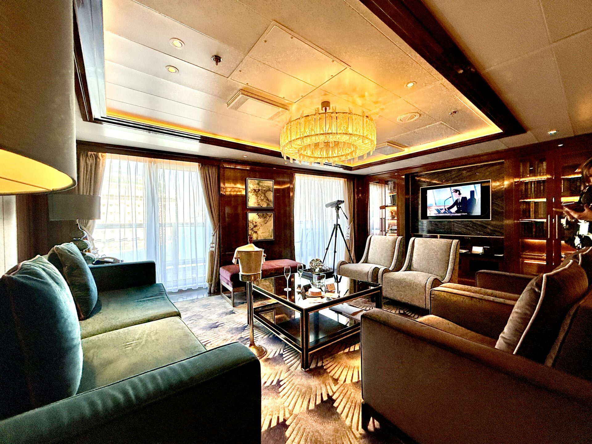 Cunard - Queen Victoria - Gallery Image