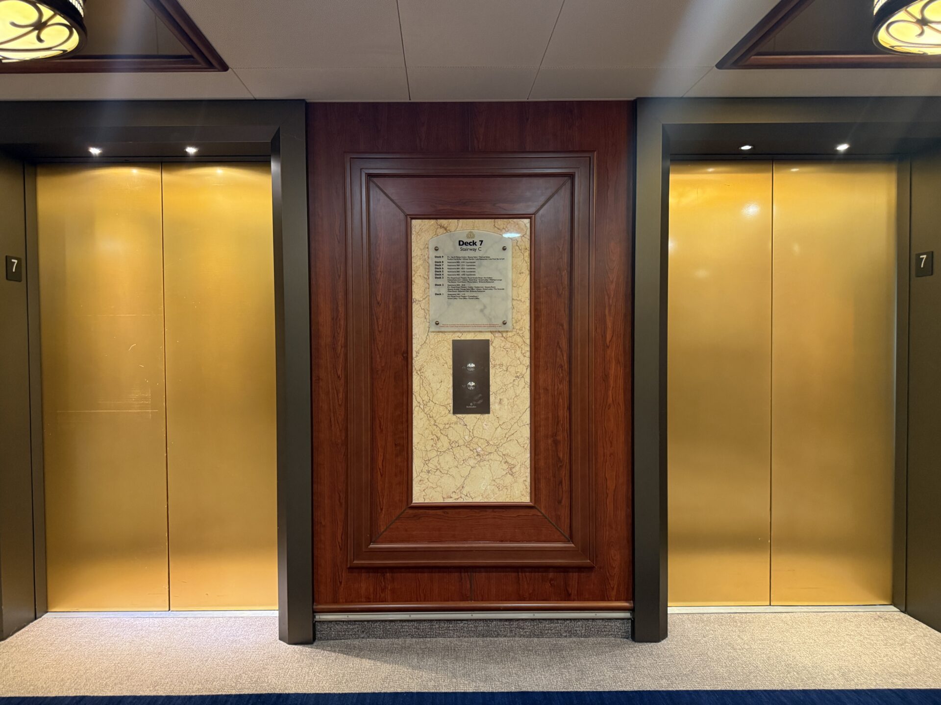 Cunard - Queen Victoria - Gallery Image