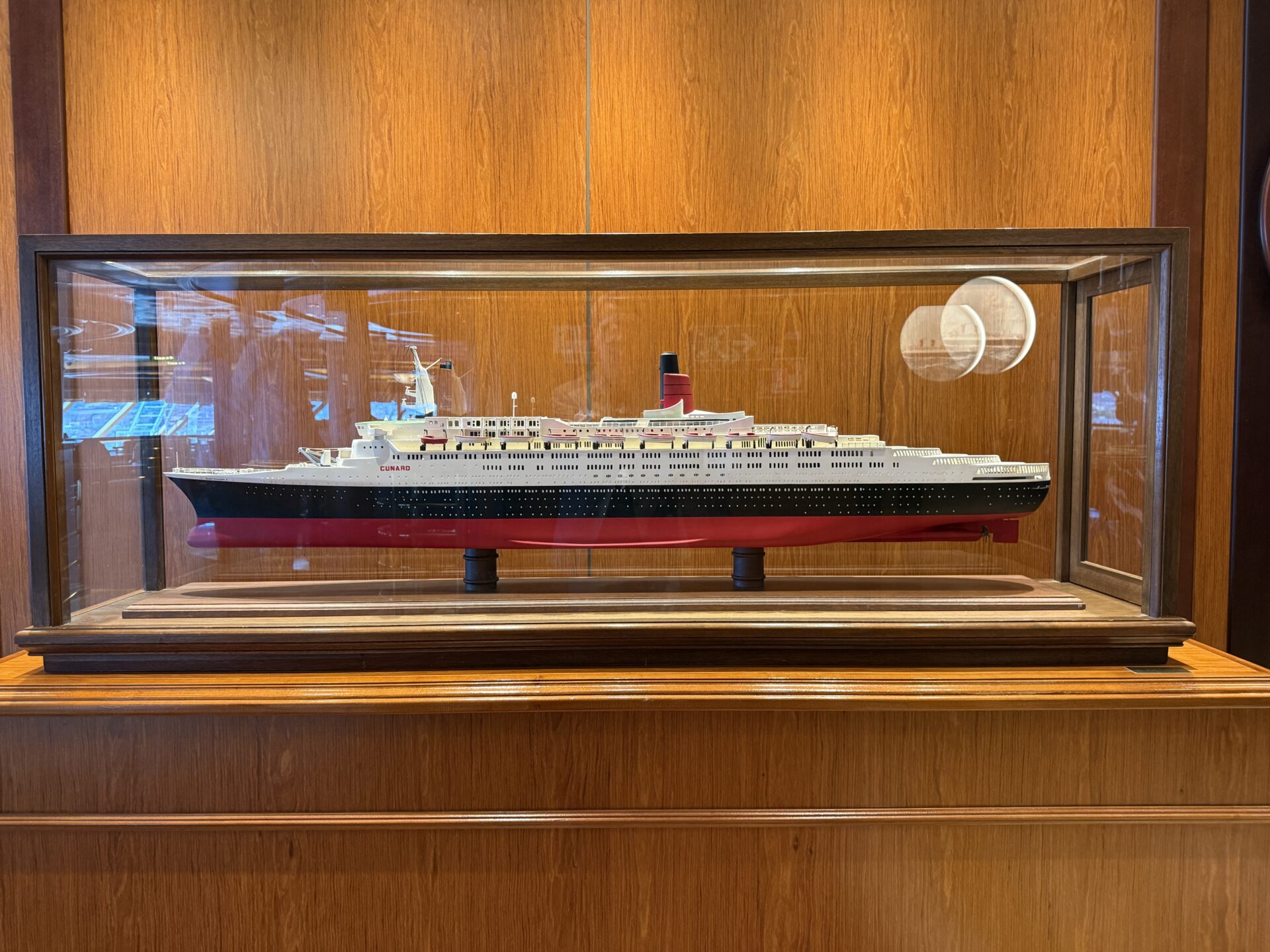 Cunard - Queen Victoria - Gallery Image