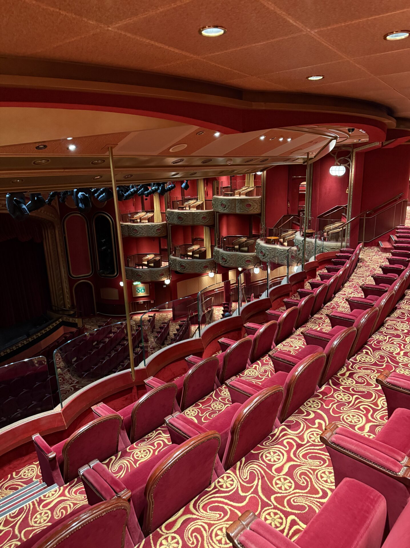 Cunard - Queen Victoria - Gallery Image
