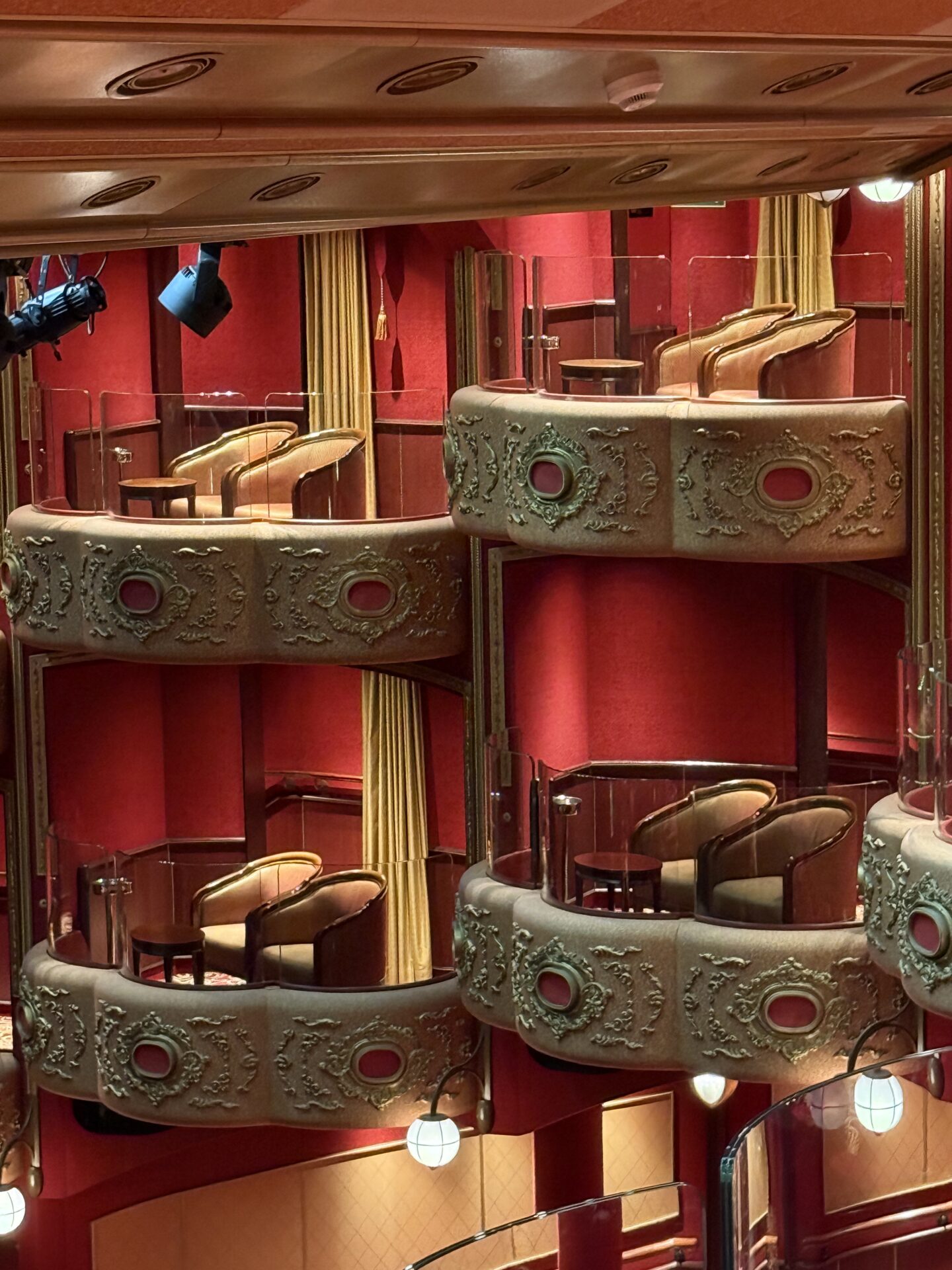 Cunard - Queen Victoria - Gallery Image