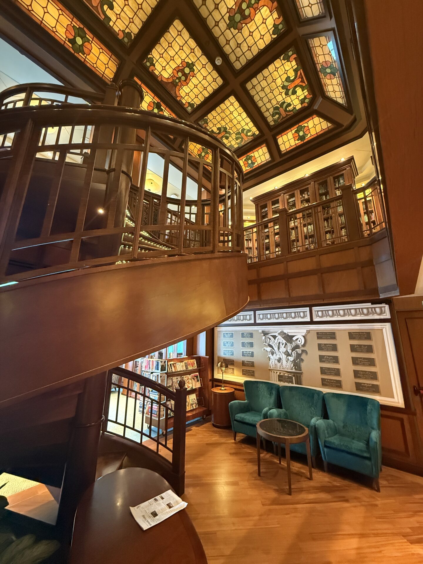 Cunard - Queen Victoria - Gallery Image