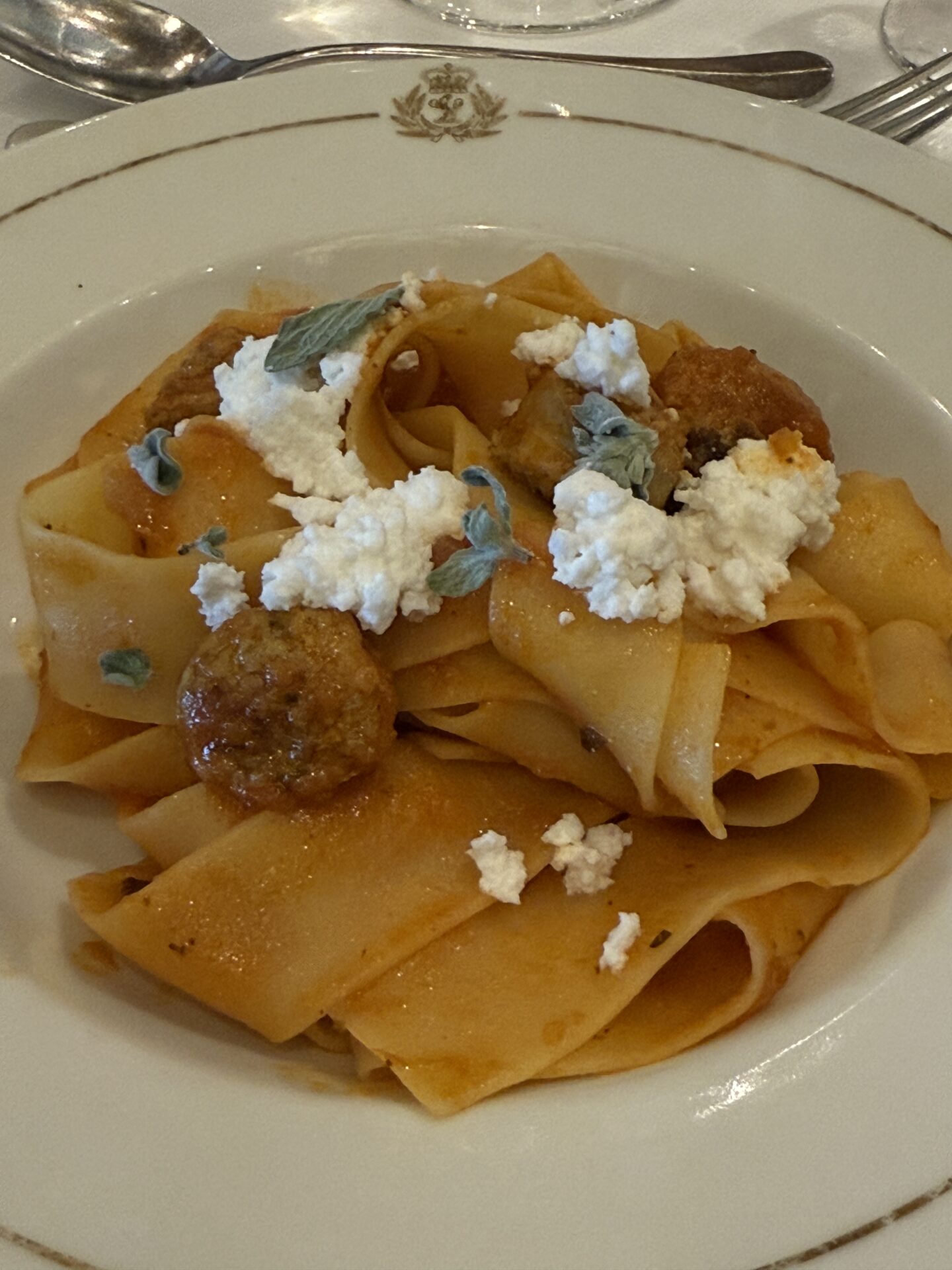 Cunard - Queen Victoria - Gallery Image