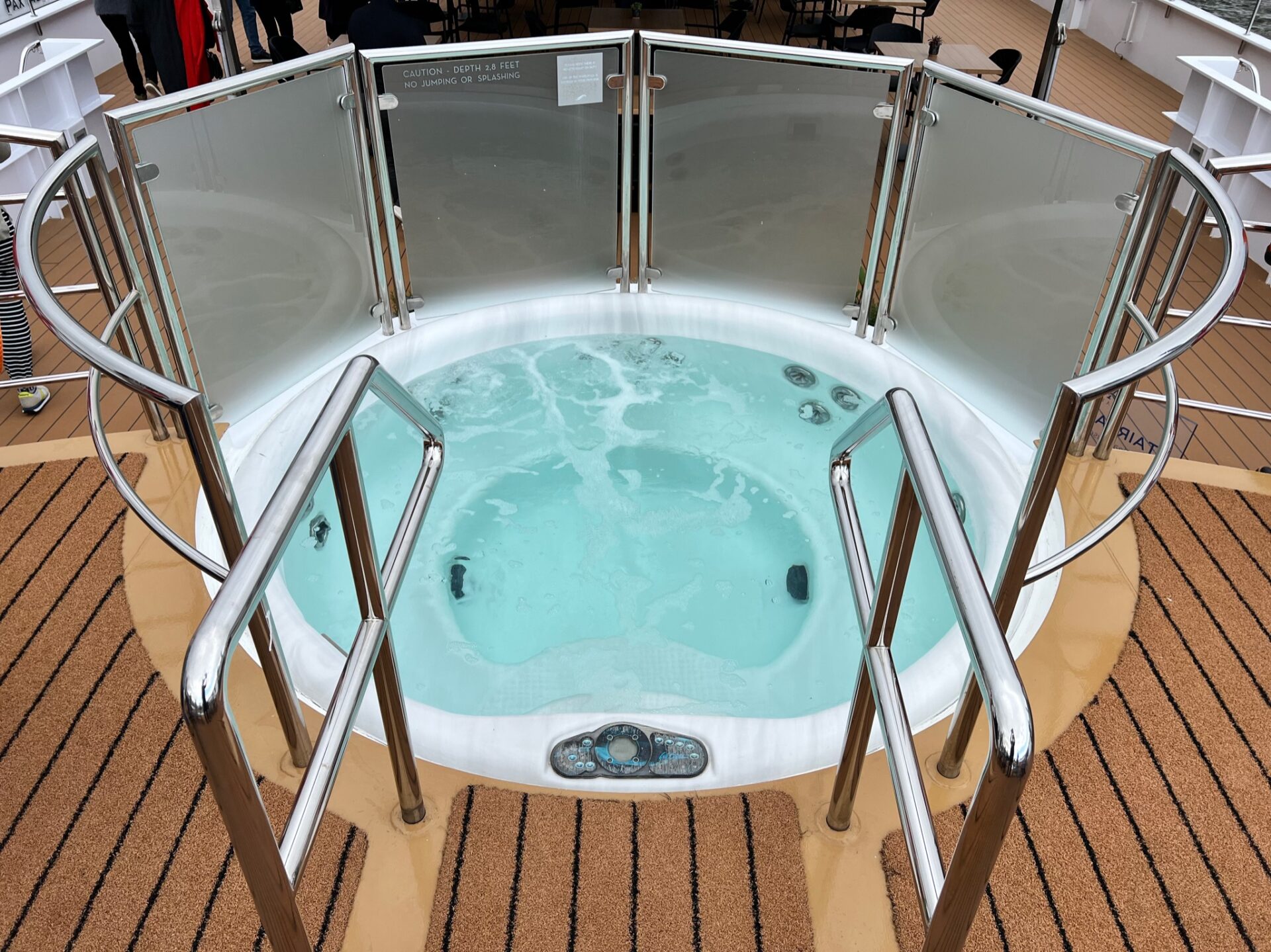 Avalon Waterways - Avalon Illumination - Gallery Image