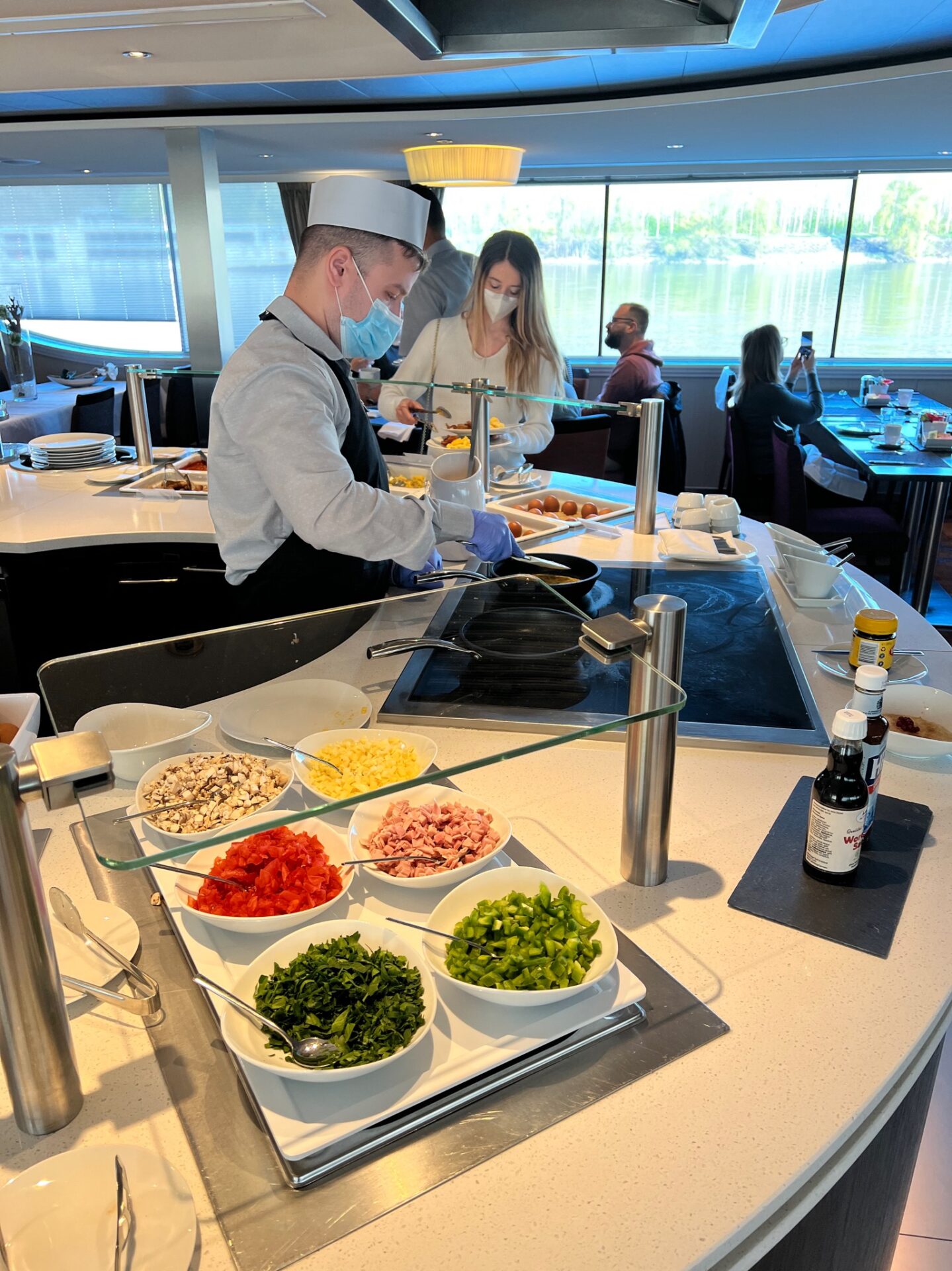 Avalon Waterways - Avalon Illumination - Gallery Image