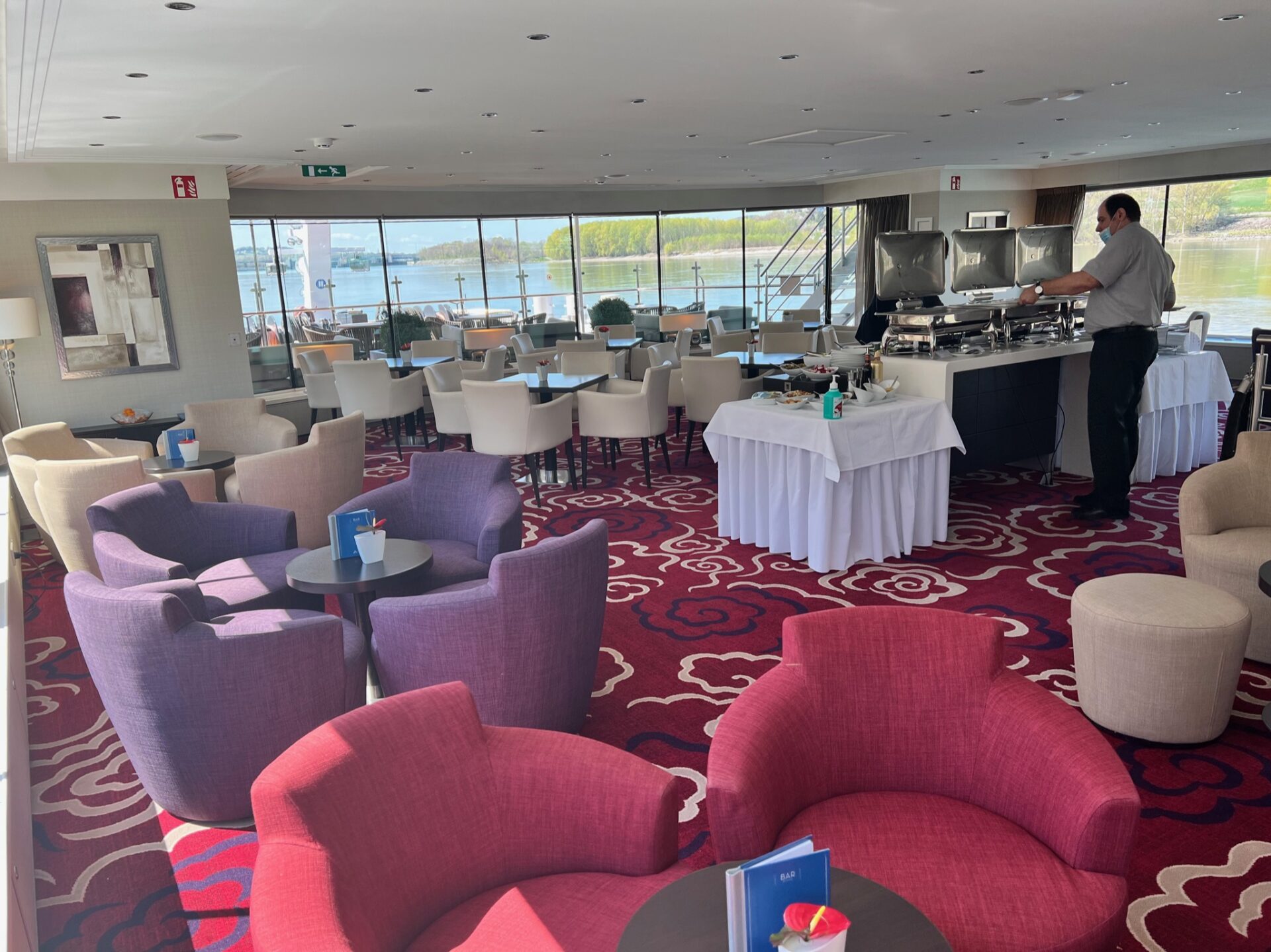 Avalon Waterways - Avalon Illumination - Gallery Image