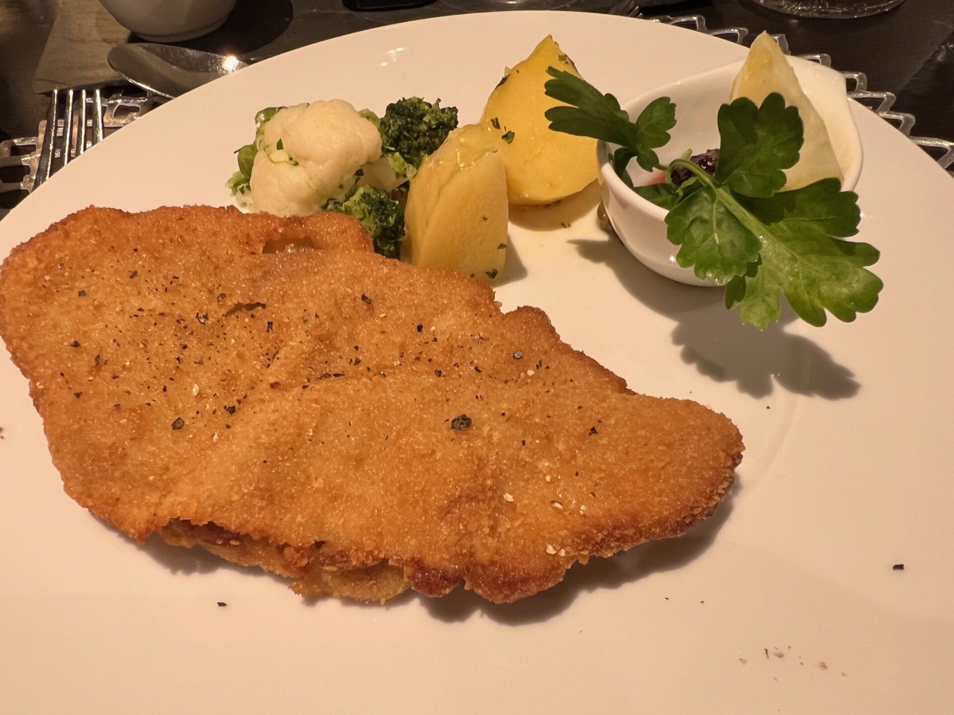 Avalon Waterways - Avalon Illumination - Gallery Image