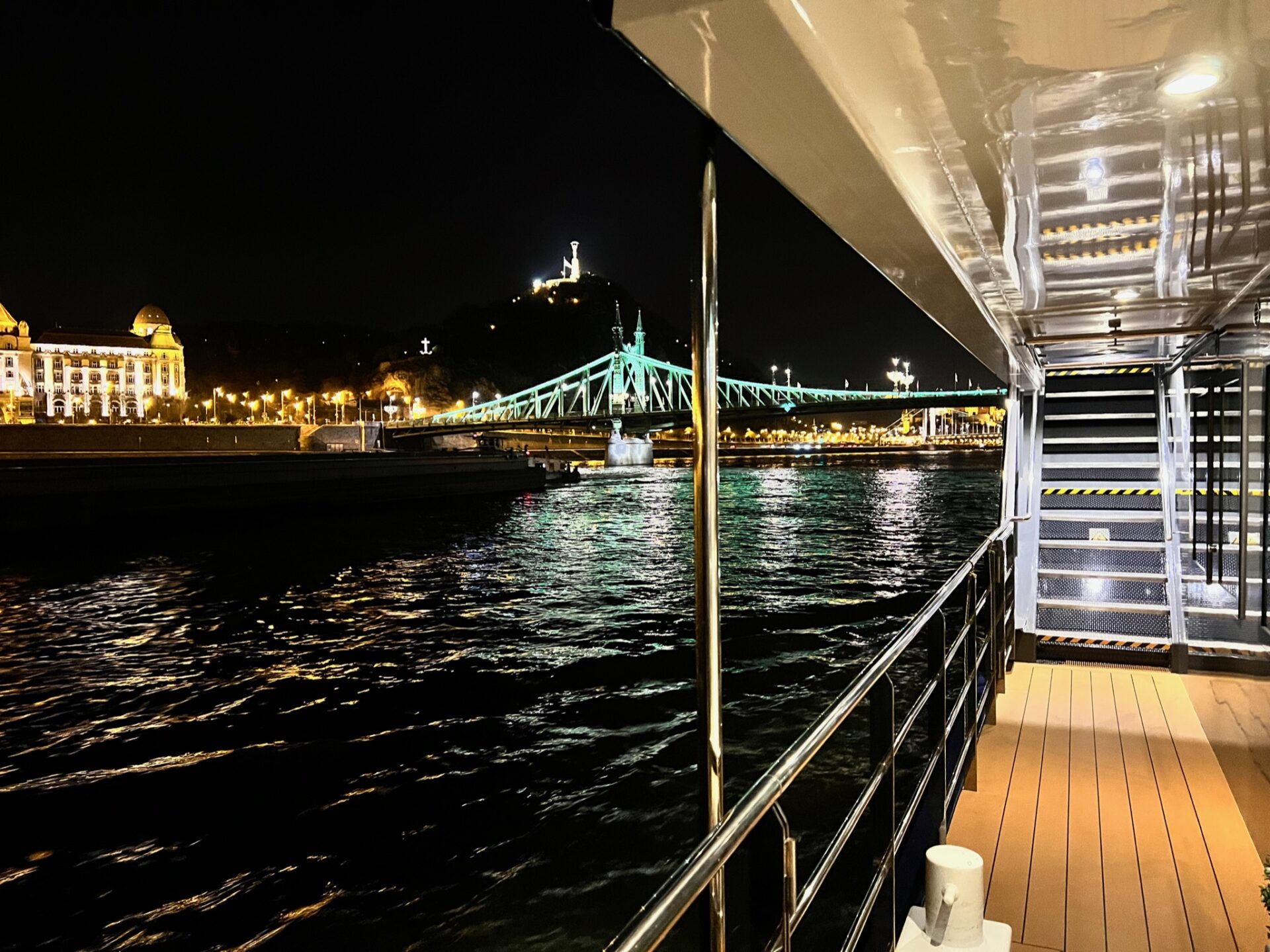 Avalon Waterways - Avalon Illumination - Gallery Image