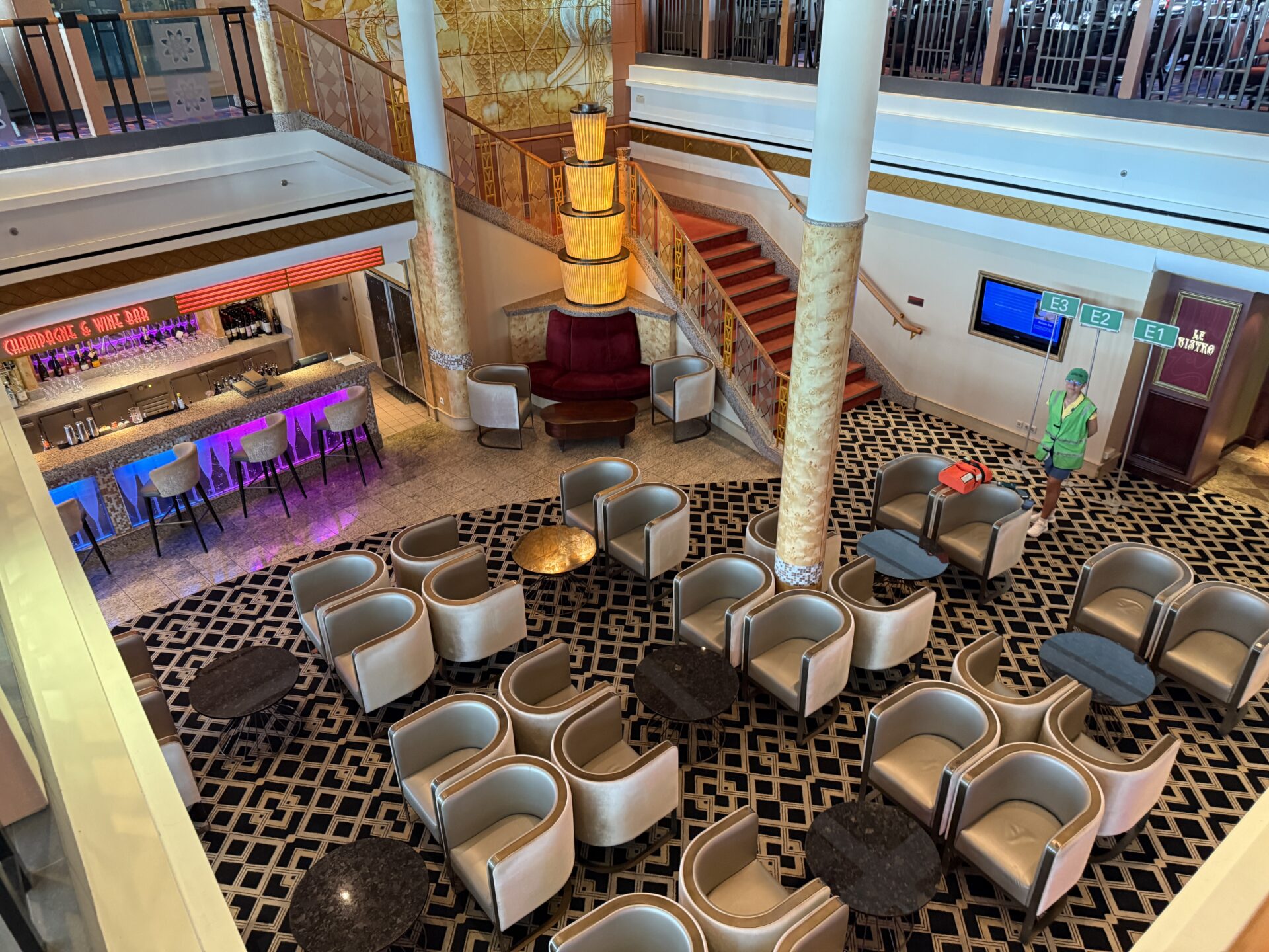 Norvegian Cruises Line - Norwegian Pearl - Gallery Image
