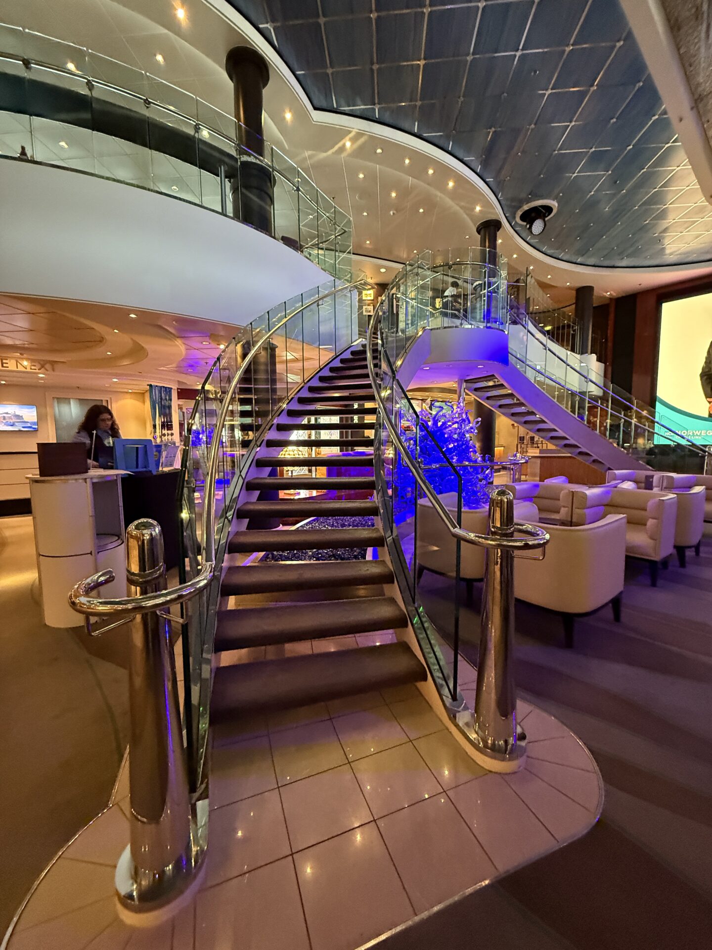 Norvegian Cruises Line - Norwegian Pearl - Gallery Image