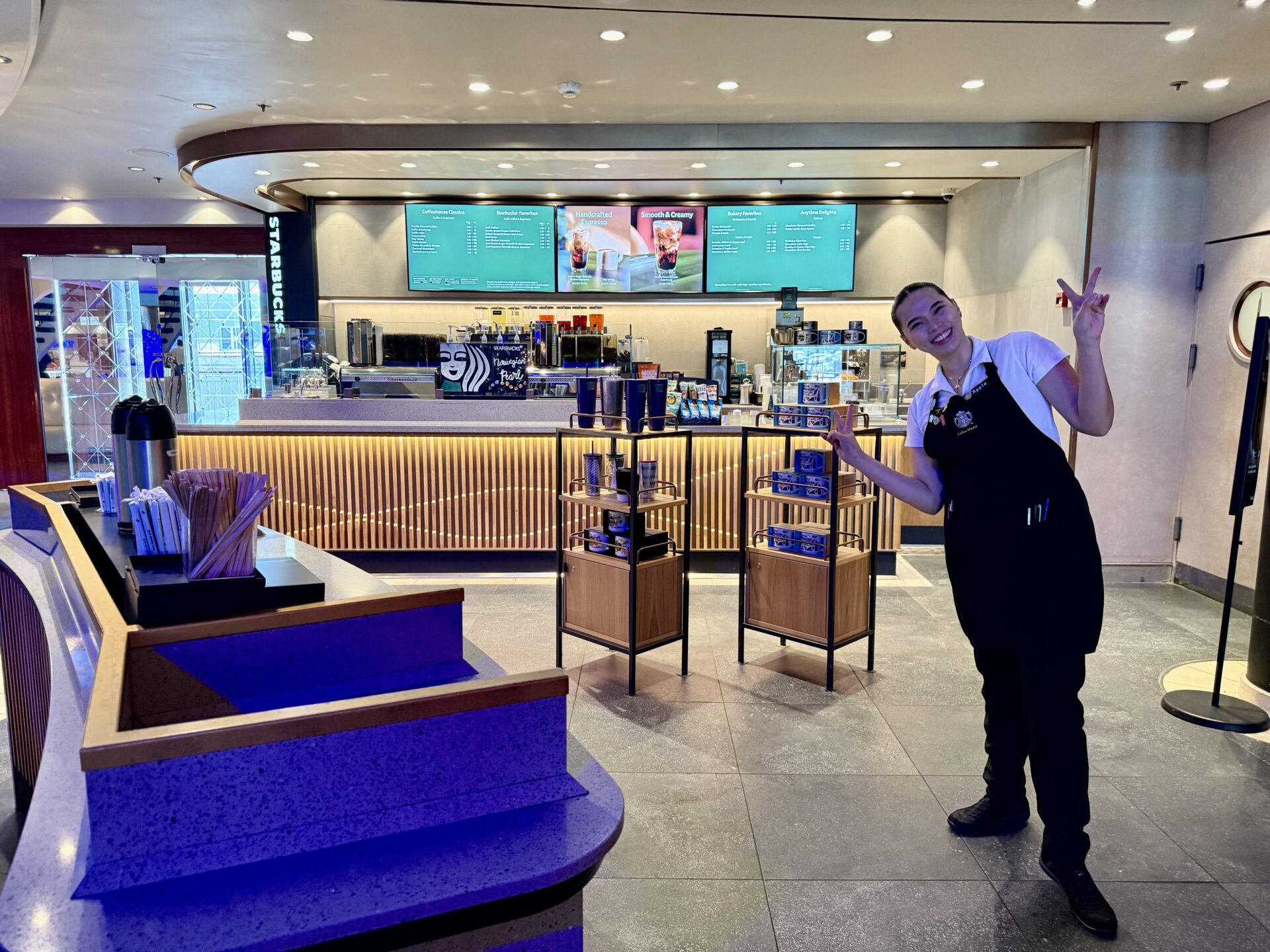 Norvegian Cruises Line - Norwegian Pearl - Gallery Image
