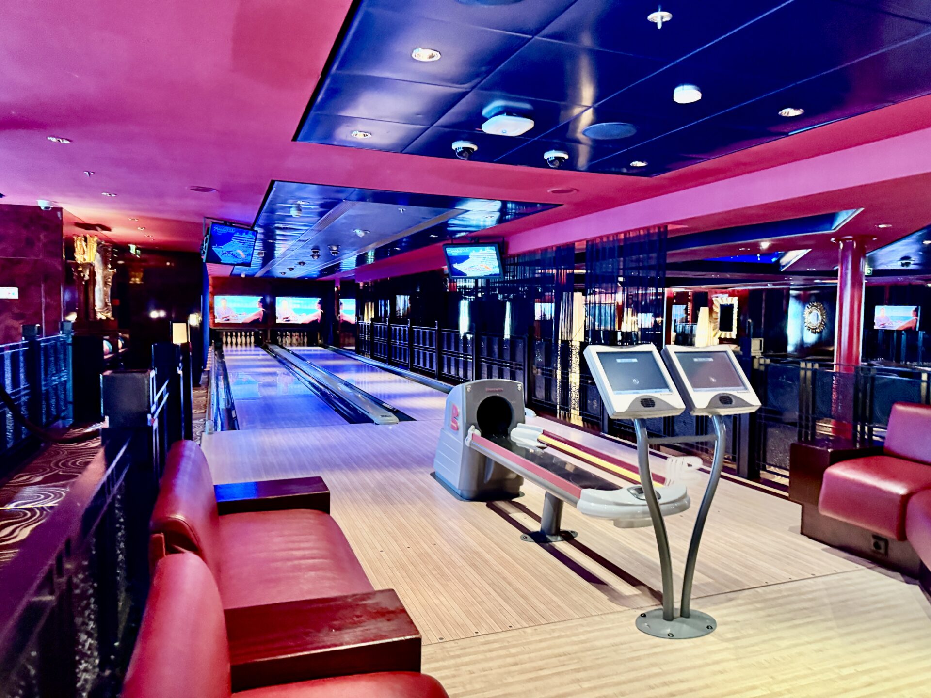 Norvegian Cruises Line - Norwegian Pearl - Gallery Image