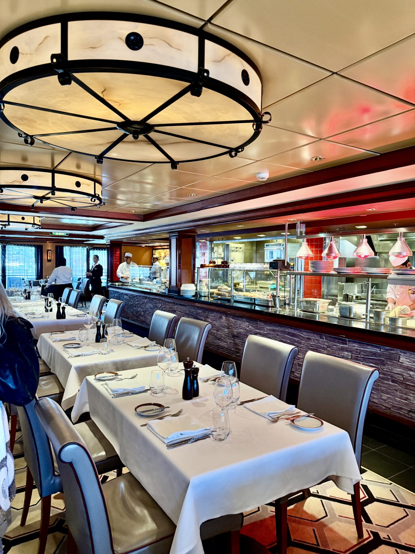 Norvegian Cruises Line - Norwegian Pearl - Gallery Image