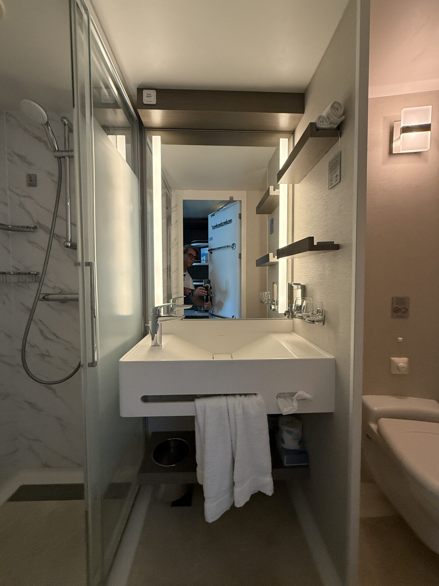 Norvegian Cruises Line - Norwegian Pearl - Gallery Image