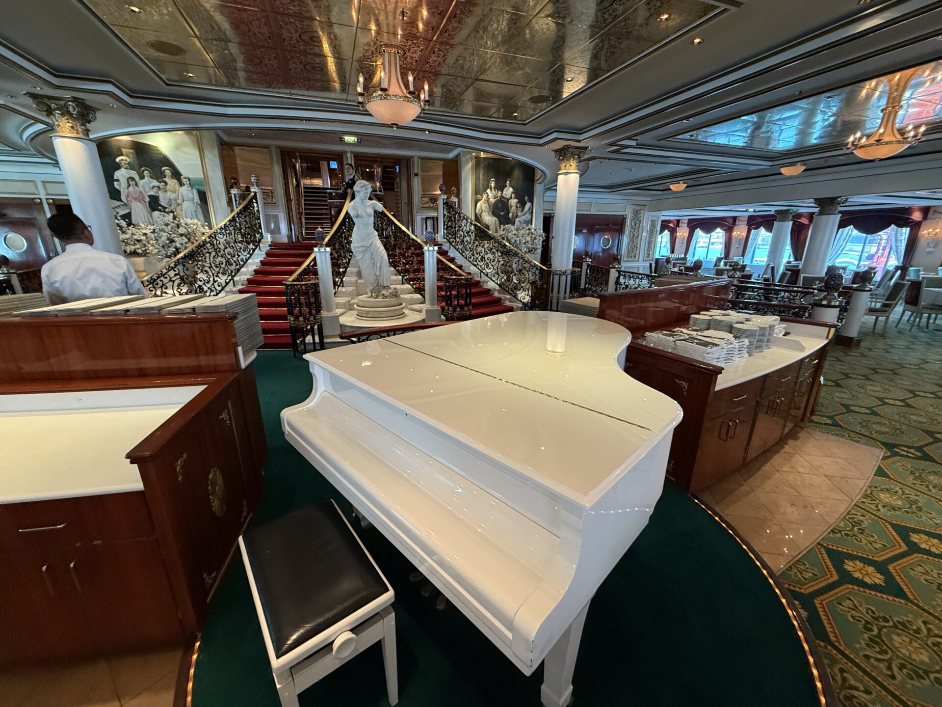 Norvegian Cruises Line - Norwegian Pearl - Gallery Image